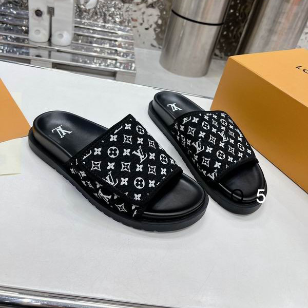 Louis Vuitton slippers men-LV6613S